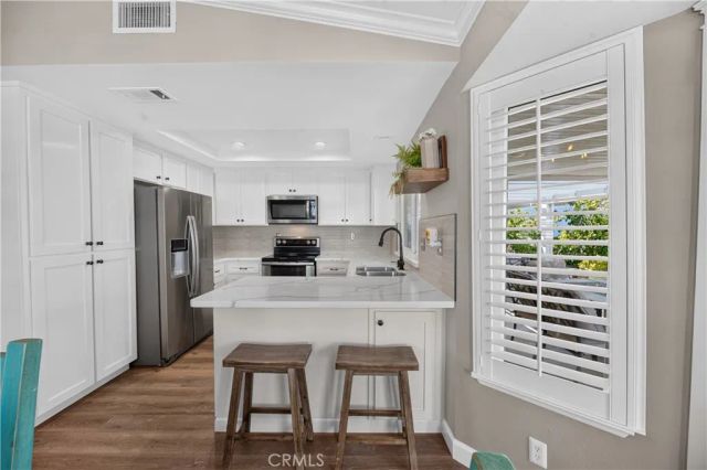 23664 Outrigger, Canyon Lake, CA 92587