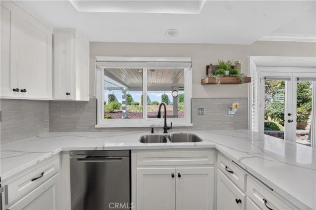 23664 Outrigger, Canyon Lake, CA 92587