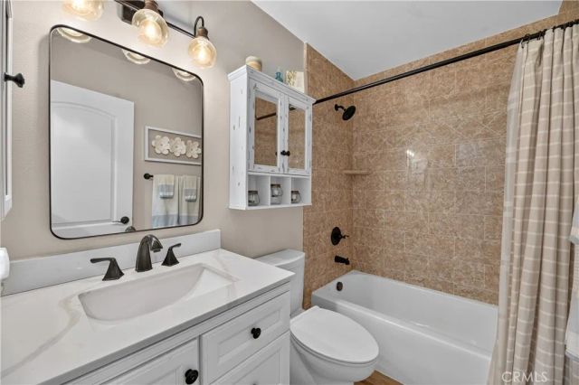23664 Outrigger, Canyon Lake, CA 92587