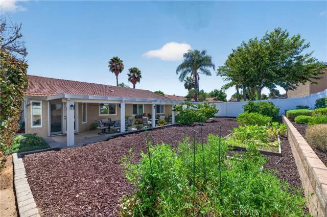 23664 Outrigger, Canyon Lake, CA 92587