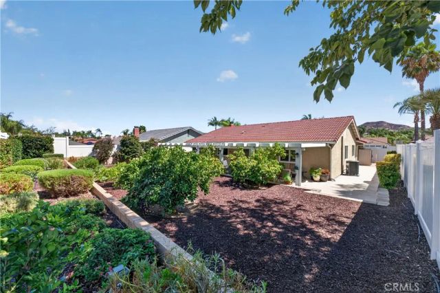 23664 Outrigger, Canyon Lake, CA 92587