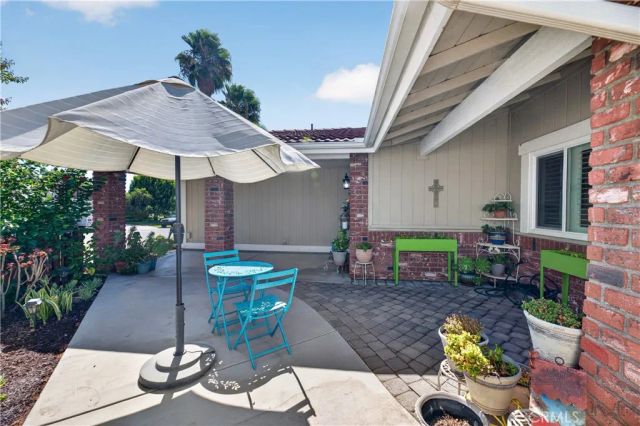 23664 Outrigger, Canyon Lake, CA 92587