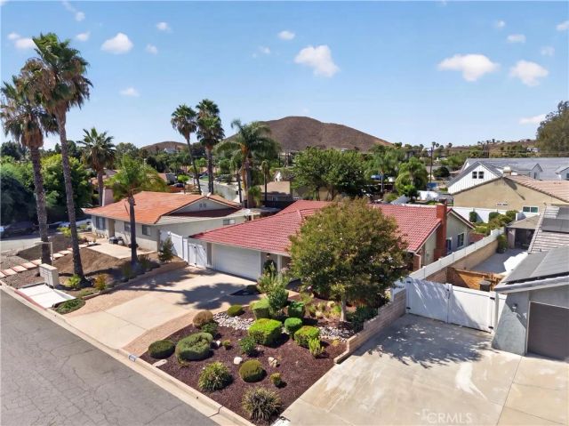 23664 Outrigger, Canyon Lake, CA 92587
