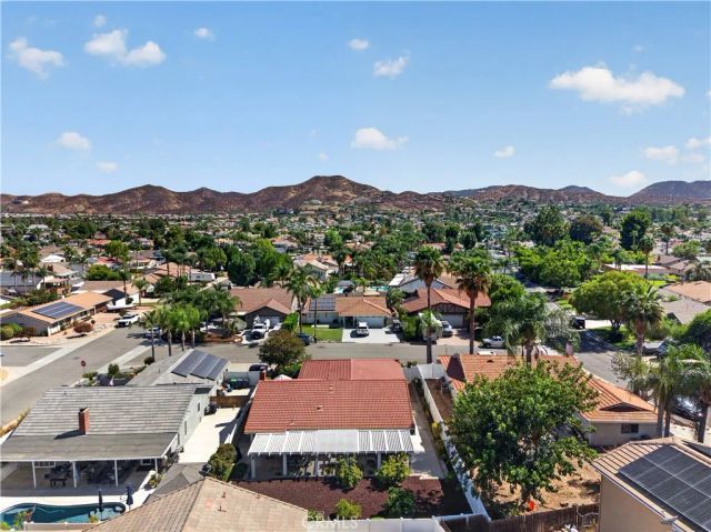 23664 Outrigger, Canyon Lake, CA 92587