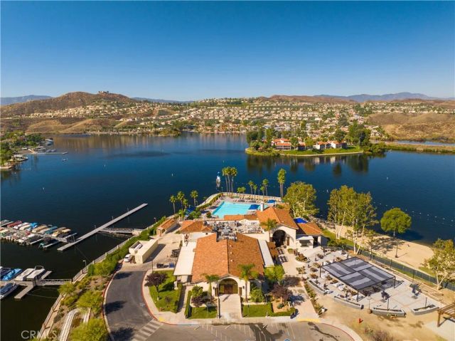 23664 Outrigger, Canyon Lake, CA 92587