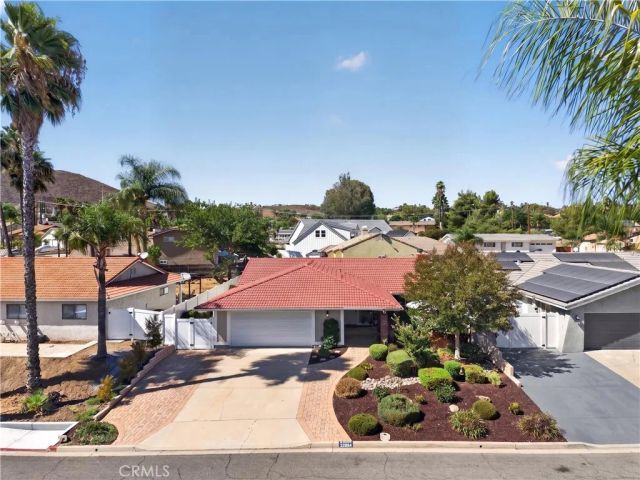 23664 Outrigger, Canyon Lake, CA 92587