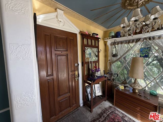 3728 York Boulevard, Los Angeles, CA 90065