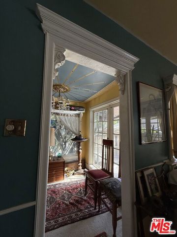 3728 York Boulevard, Los Angeles, CA 90065