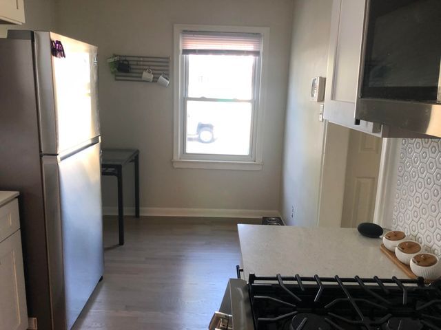 3477 Cummings Avenue, Berkley City, MI 48072
