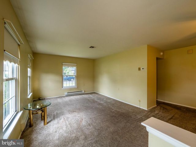 36 HEATHER PL, Southampton, NJ 08088
