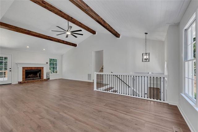 132 Springwater Trace, Woodstock, GA 30188