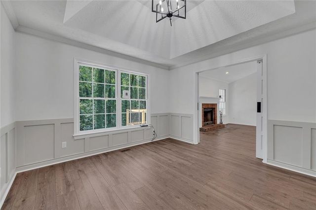 132 Springwater Trace, Woodstock, GA 30188