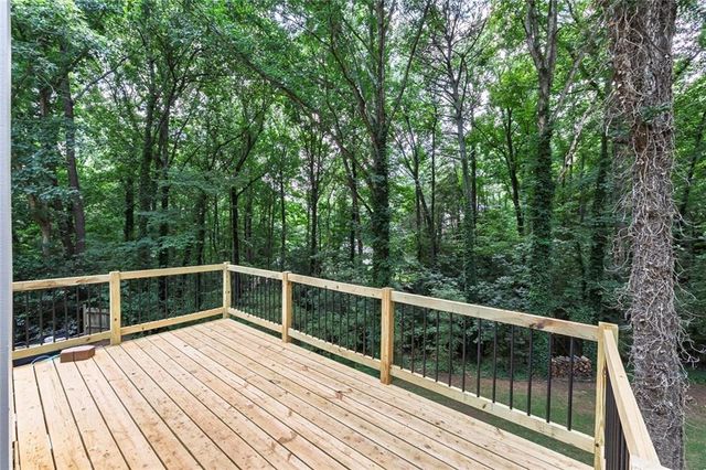 132 Springwater Trace, Woodstock, GA 30188