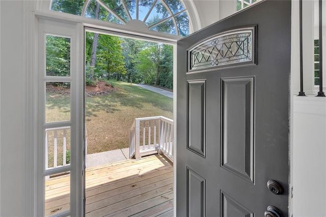 132 Springwater Trace, Woodstock, GA 30188