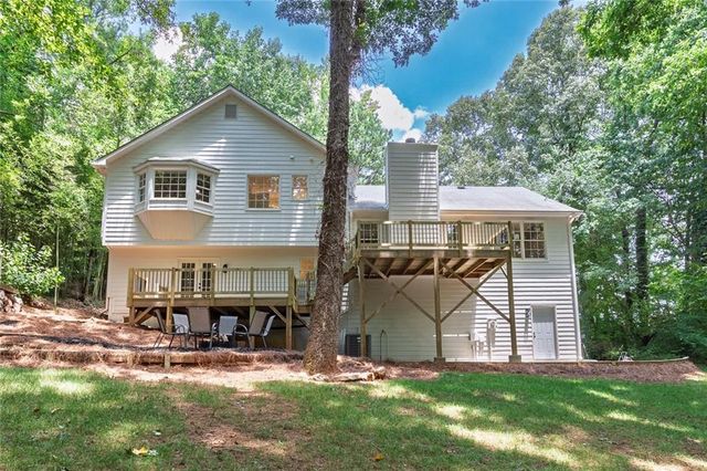 132 Springwater Trace, Woodstock, GA 30188
