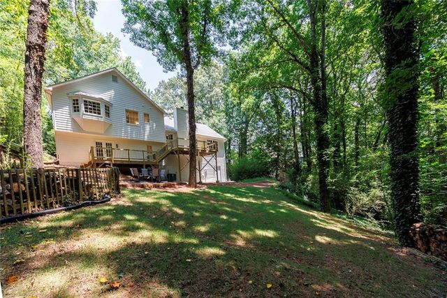 132 Springwater Trace, Woodstock, GA 30188