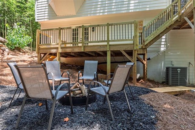 132 Springwater Trace, Woodstock, GA 30188