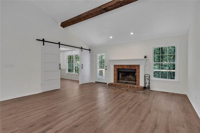 132 Springwater Trace, Woodstock, GA 30188