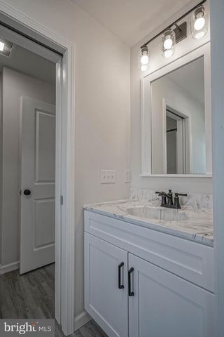 5 MYRTLE AVE, Gloucester City, NJ 08030