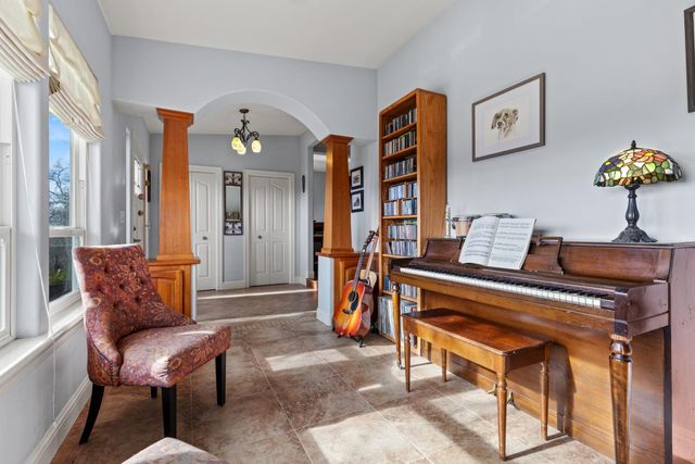 4287 Burnett Rd, Lincoln, CA 95648