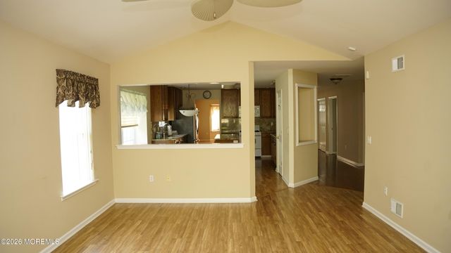 48 Ivy Hill Road, Lakewood, NJ 08701