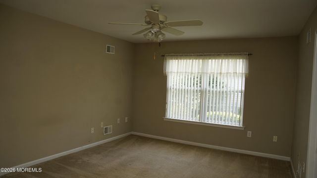 48 Ivy Hill Road, Lakewood, NJ 08701
