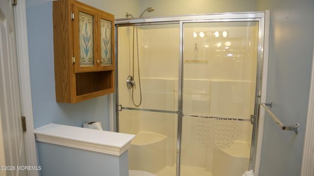 48 Ivy Hill Road, Lakewood, NJ 08701