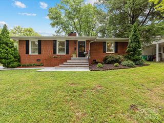 747 Brockbank Road, Charlotte, NC 28209
