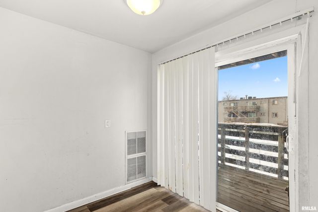 3623 N STERLING Avenue, Peoria, IL 61604