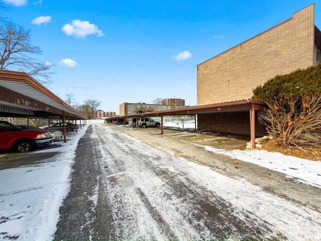 3623 N STERLING Avenue, Peoria, IL 61604