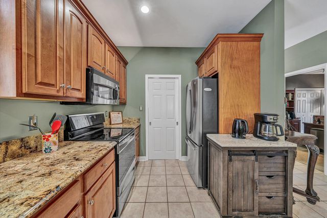 145 Channelview DR, Moneta, VA 24121