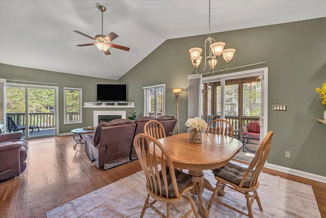 145 Channelview DR, Moneta, VA 24121