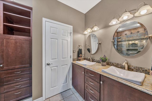 145 Channelview DR, Moneta, VA 24121