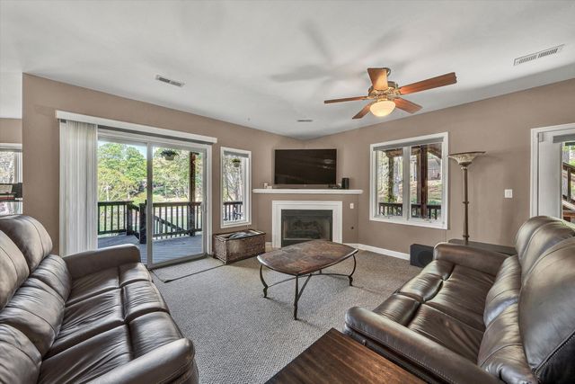 145 Channelview DR, Moneta, VA 24121