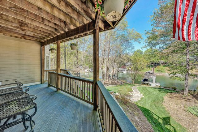 145 Channelview DR, Moneta, VA 24121