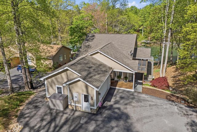 145 Channelview DR, Moneta, VA 24121