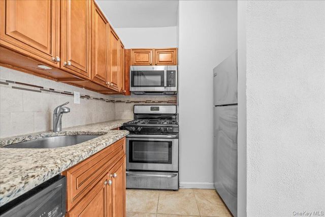 20 William Street 5J, Mount Vernon, NY 10552