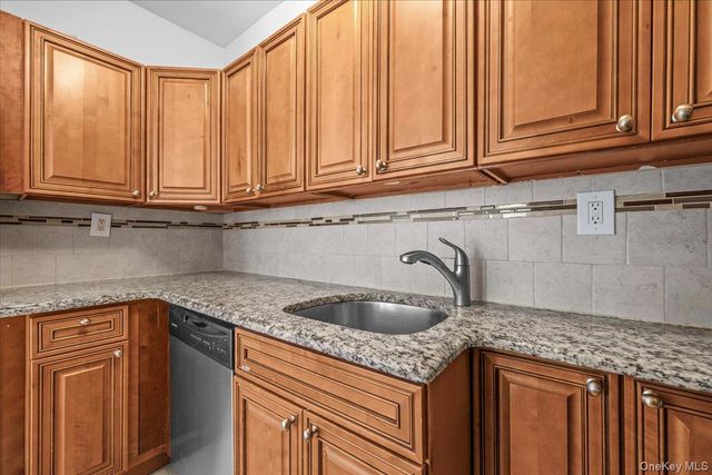 20 William Street 5J, Mount Vernon, NY 10552