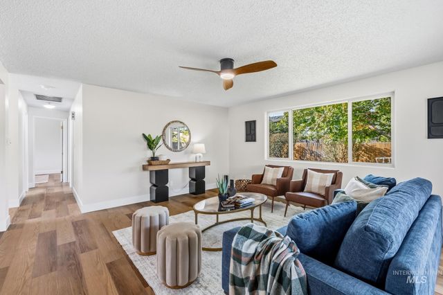 7504 W Colehaven Ave, Boise, ID 83704