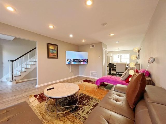 6520 Roswell Road 3, Atlanta, GA 30328