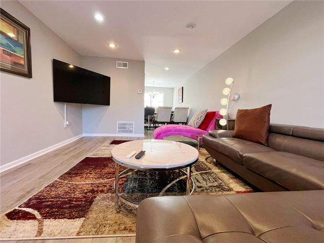 6520 Roswell Road 3, Atlanta, GA 30328