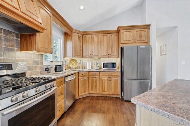 540 Conklin Road, Mattituck, NY 11952