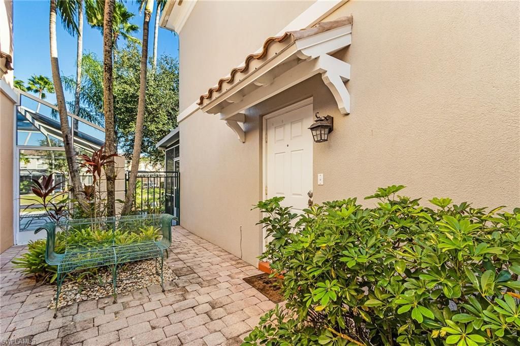 5733 Cove CIR, NAPLES, FL 34119 — photo 3