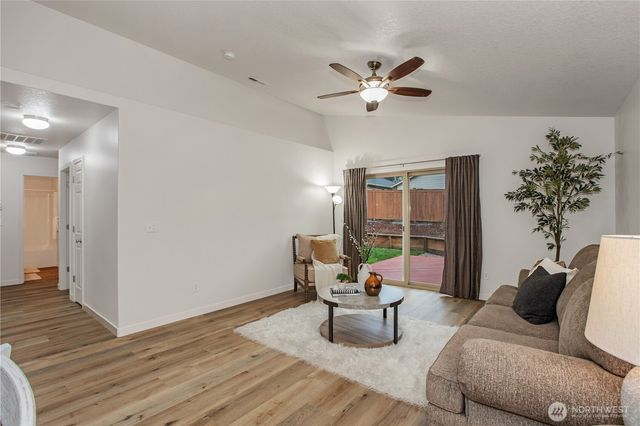 3628 Andress St NE, Lacey, WA 98516