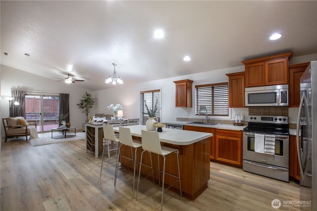 3628 Andress St NE, Lacey, WA 98516