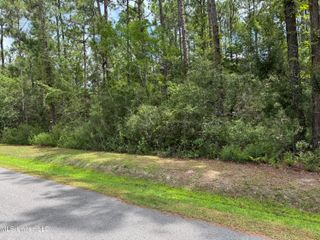 0 Tunica St, Bay Saint Louis, MS 39520
