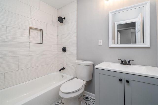 1551 Pine Glen Circle, Decatur, GA 30035