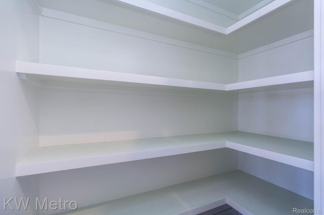 207 S Wilson Avenue, Royal Oak, MI 48067