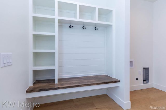 207 S Wilson Avenue, Royal Oak, MI 48067