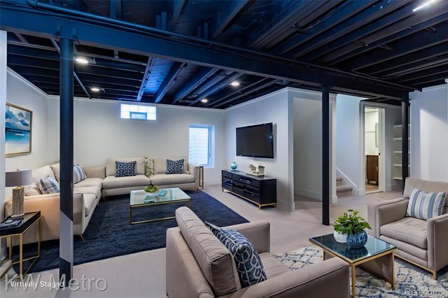 207 S Wilson Avenue, Royal Oak, MI 48067